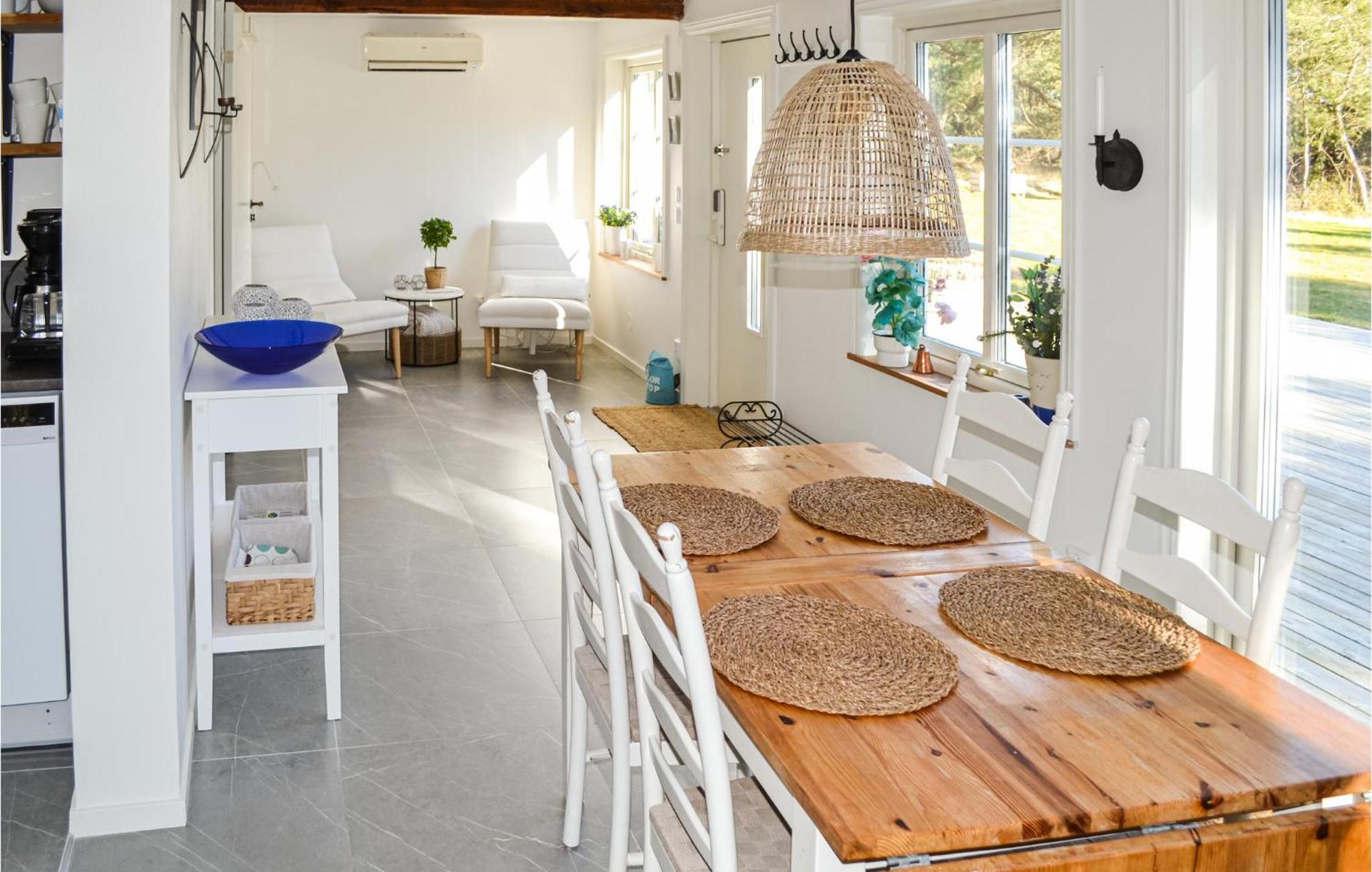 Gorgeous Home In Borrby With Wifi Екстер'єр фото
